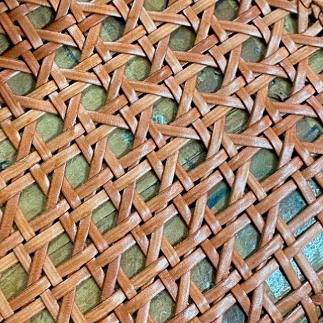 Trenzados y pasados en piel